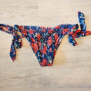 NWT Floral pattern bikini bottom sz L